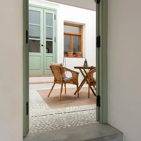 La Amara Lounis - En El Casco Antiguo De Frigiliana